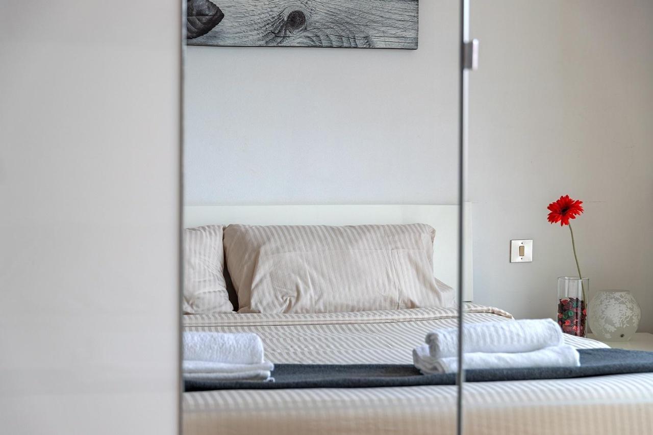 Suite 17 Monza Centro,Milano Centro,Netflix Екстериор снимка